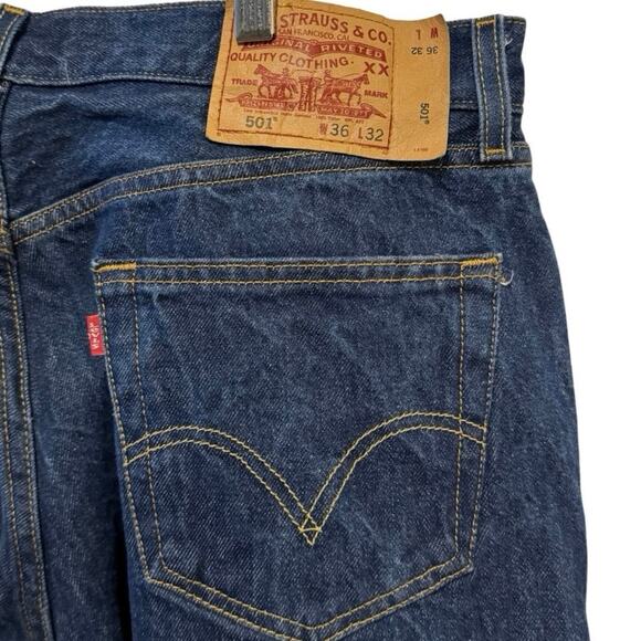 Vintage Levi’s Jeans Men’s straight 36 x32 Blue 501 Button Fly Denim Western Y2K - Picture 11 of 12
